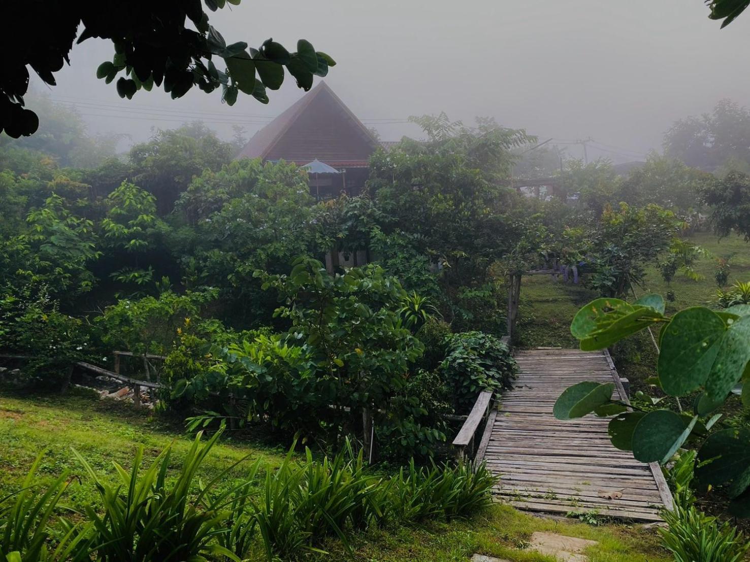 The Nanda Resort Ban Huai Salok Екстериор снимка